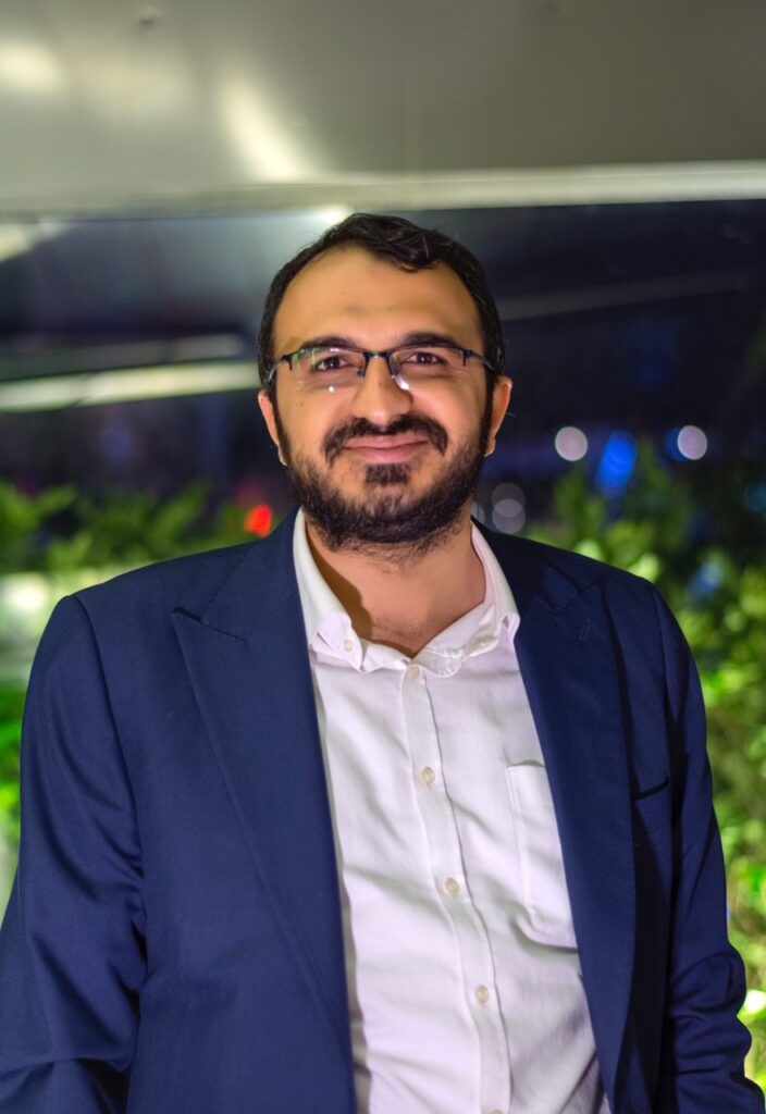 ايمان كريمی