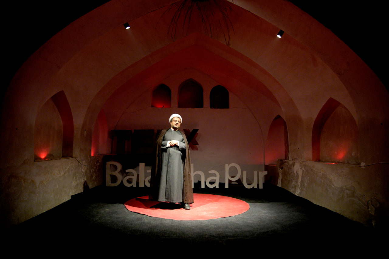 Speakers at the second TEDx BladShapor event